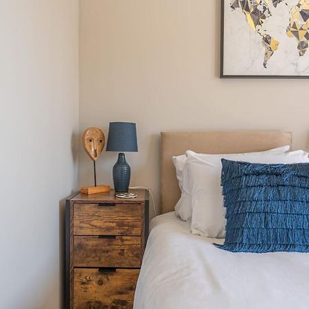 Superb One Bedroom Apartment In Coventry Cv1 *New* Kültér fotó